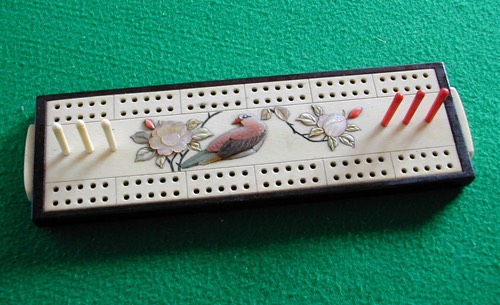 牛骨製　貝の細工