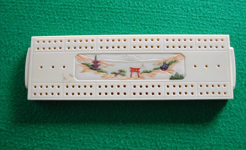 骨董市で発掘　象牙製